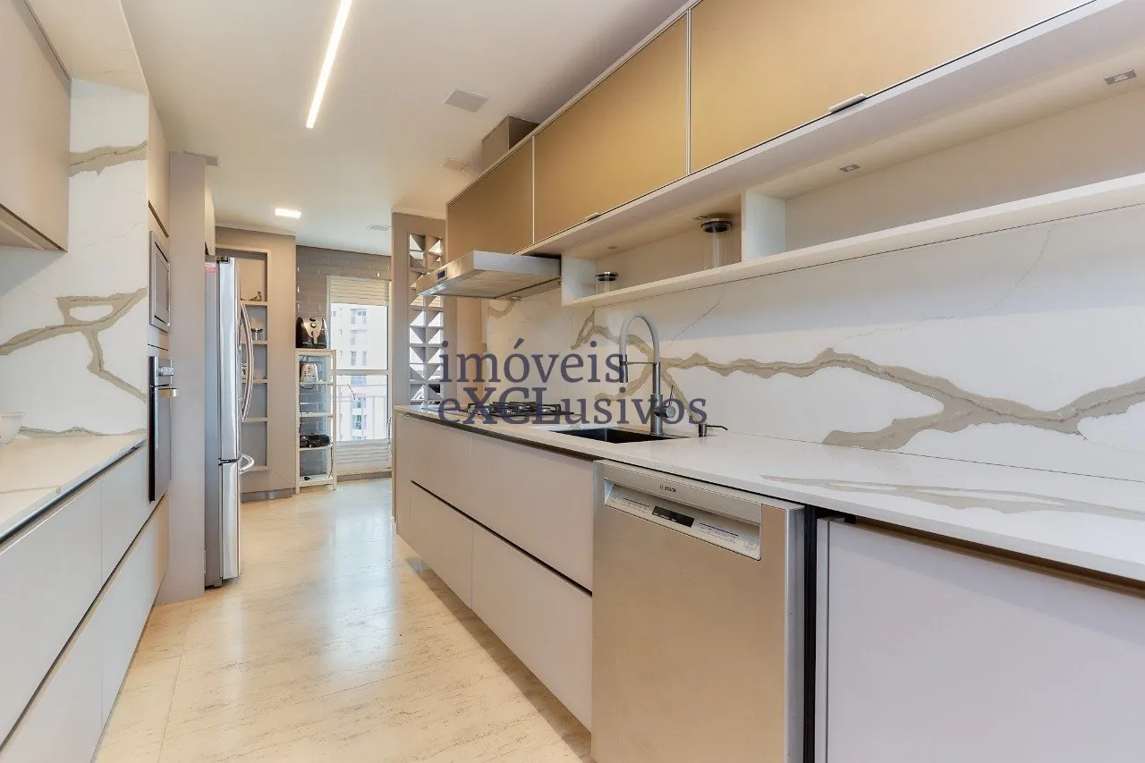 Apartment on the 19th floor with a dishwasher — photo 3