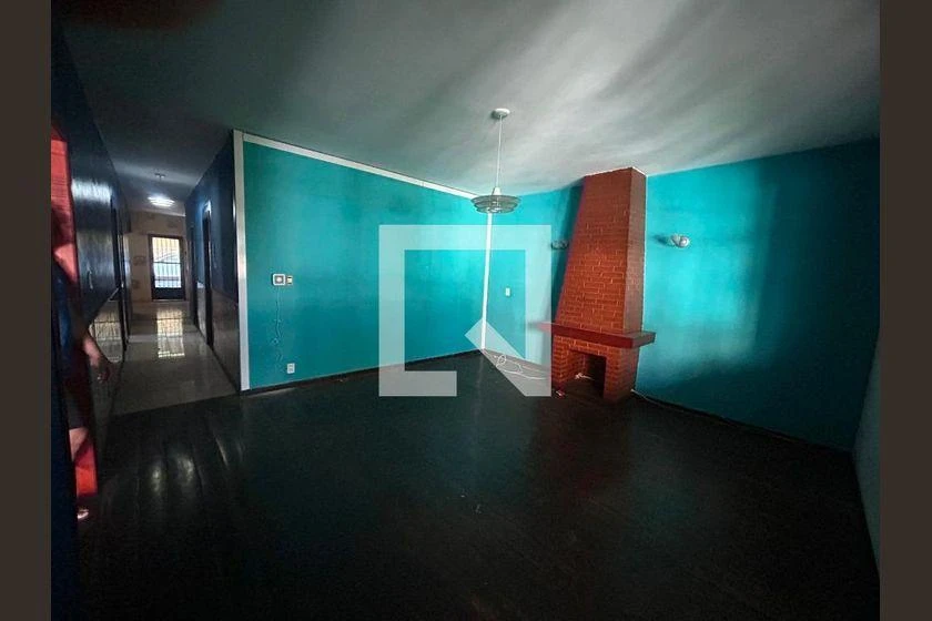 Casa com 3 quartos e 6 vagas de garagem — photo 8