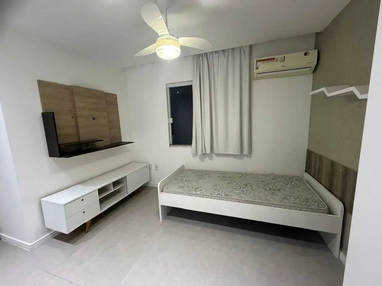 House with 5 bedrooms, 5 bathrooms and 490 m² area — photo 3