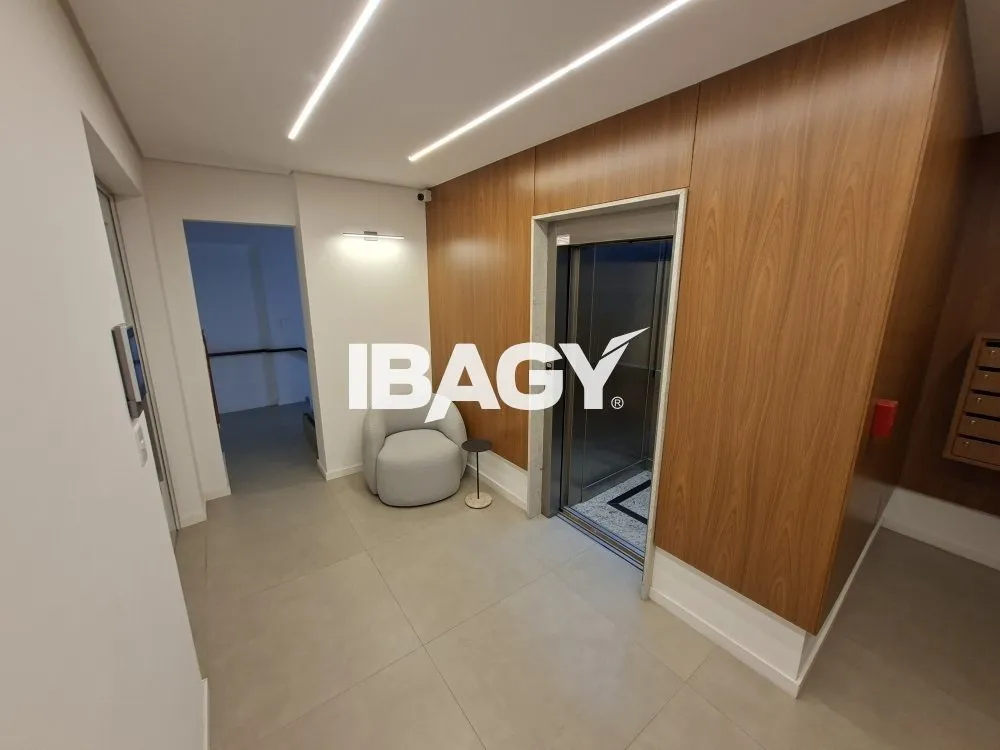 Apartamento de alquiler con 4 dormitorios y 120 m² — photo 26