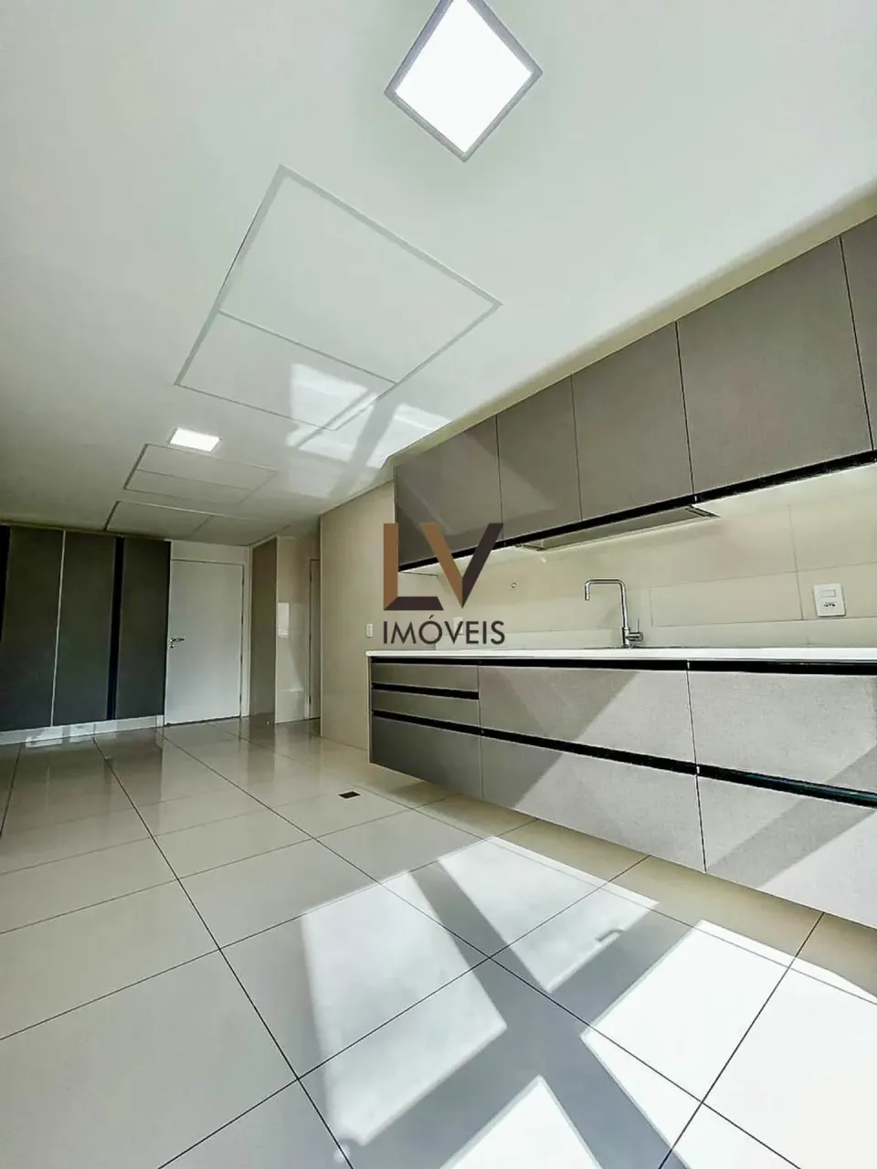 Apartamento mobiliado com 4 quartos e cozinha americana — photo 2