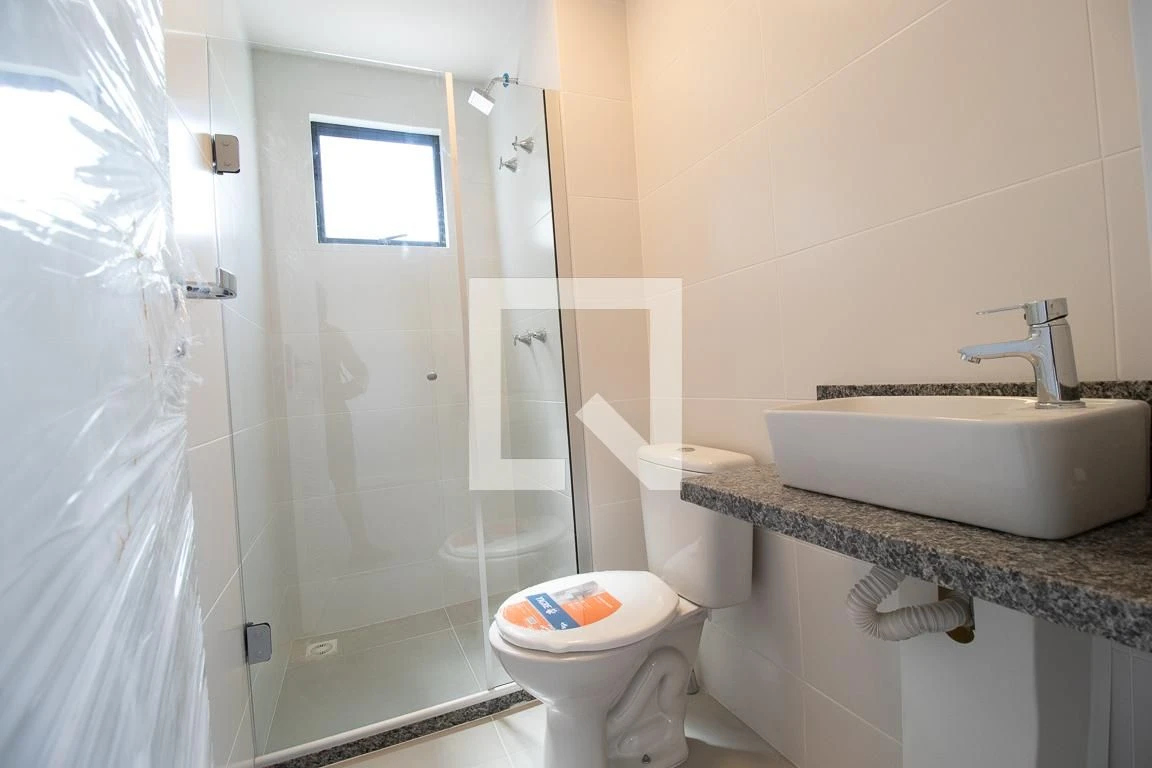 3-bedroom apartment with a park view in Curitiba — photo 37