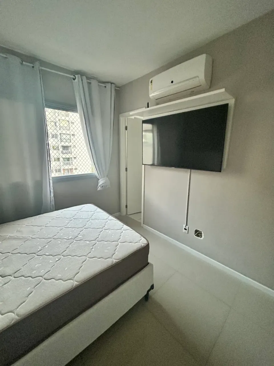 Furnished 2-bedroom apartment with a balcony — photo 10