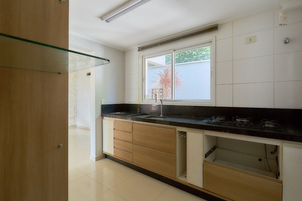 Private BBQ in a 3-bedroom house, 215 m² — photo 9