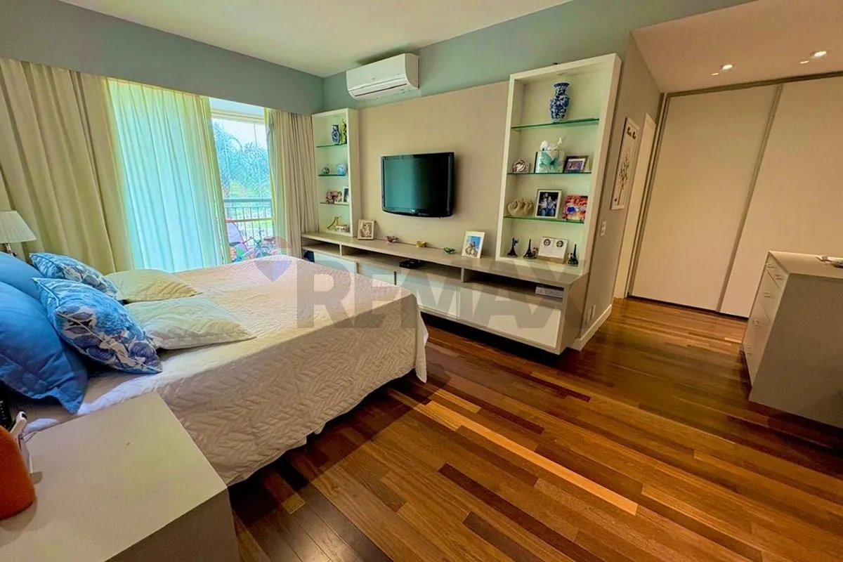 Apartamento de 315 m² com 4 dormitórios e 5 banheiros — photo 29