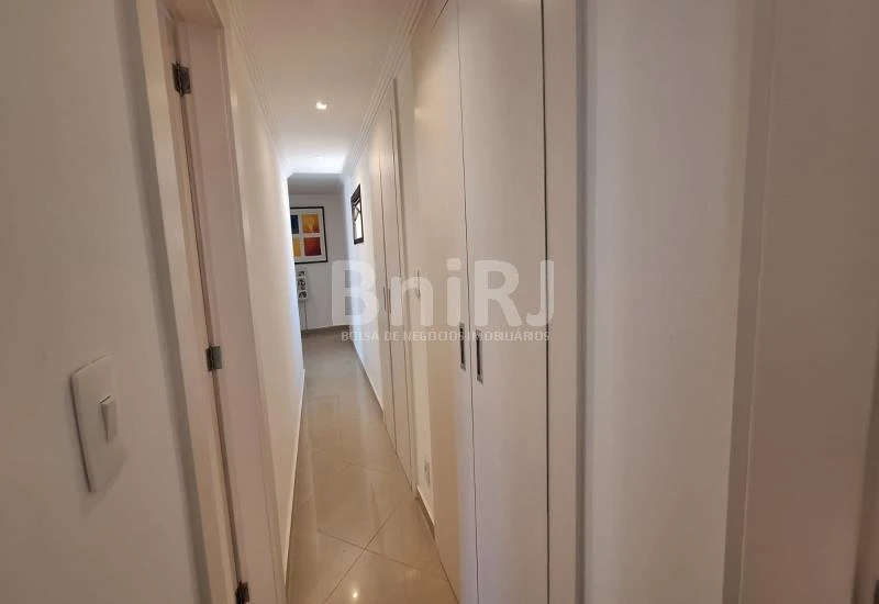 Furnished apartment 267 m² with 3 bedrooms and views — photo 35