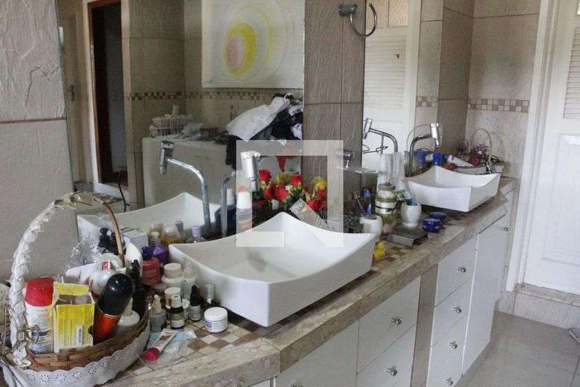 Condominium house with 4 bedrooms and 200 m² — photo 25