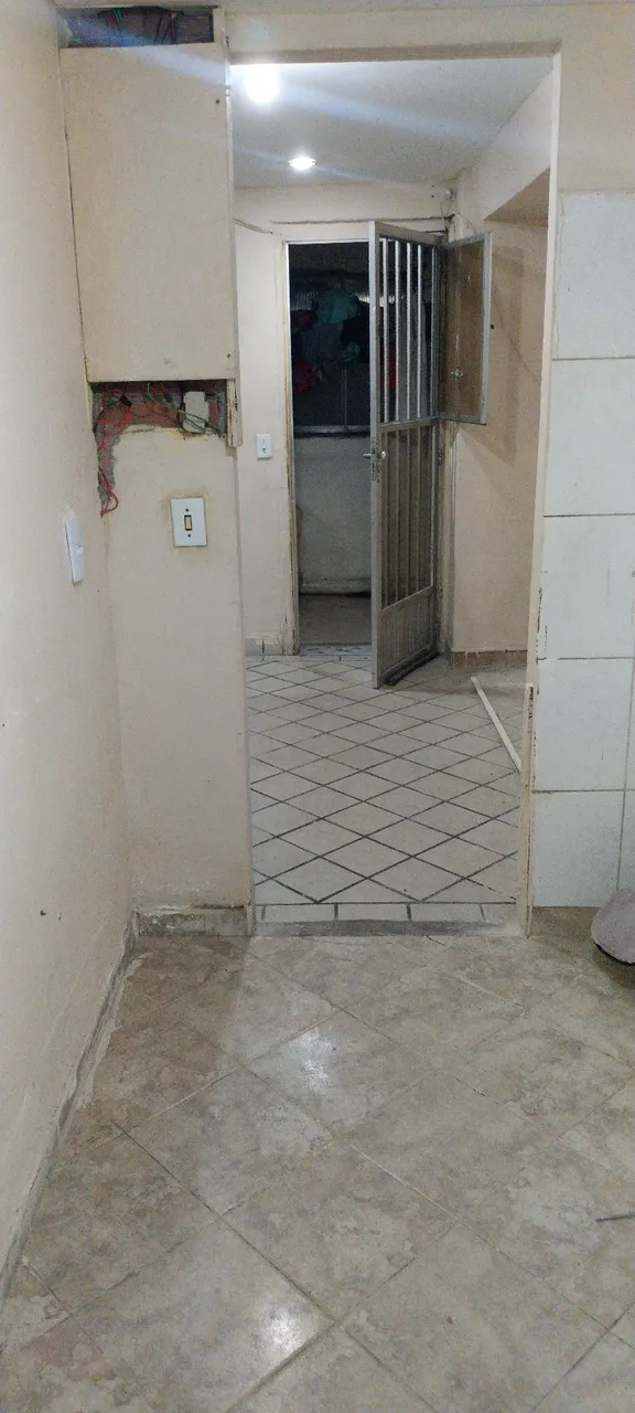 Unfurnished house with 2 bedrooms and a compact kitchenette — photo 6