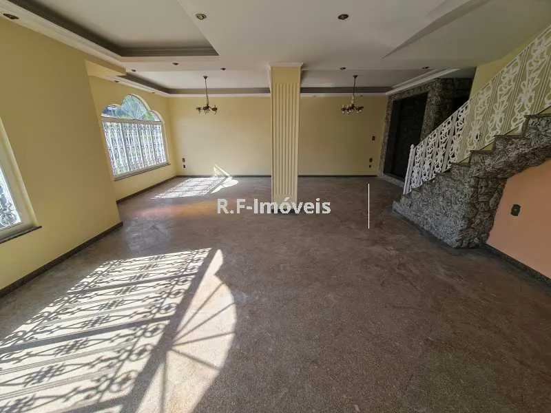Triplex house with 4 bedrooms and 4 bathrooms — photo 9