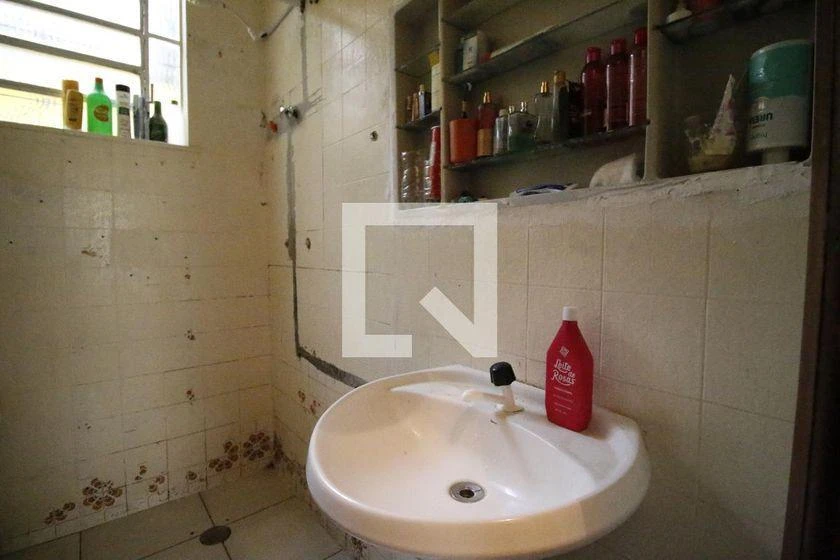 2-bedroom house, 1 with its own bathroom, 490 m² — photo 10