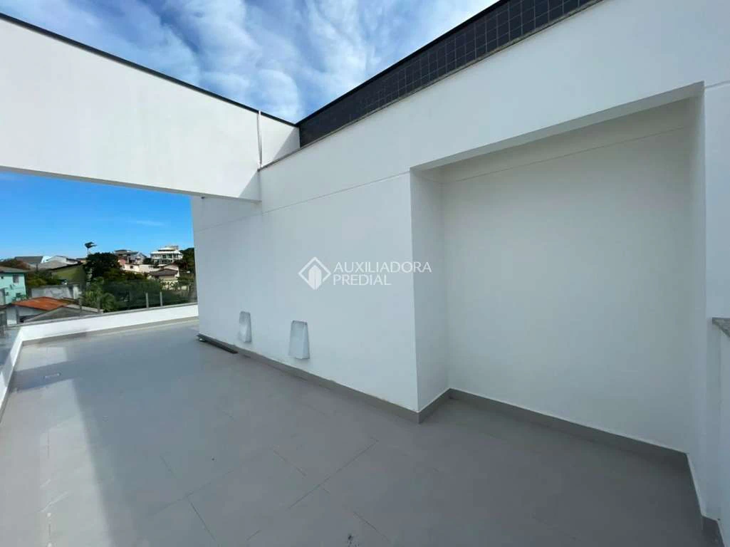 Apartamento de 3 dormitorios con terraza amplia — photo 3