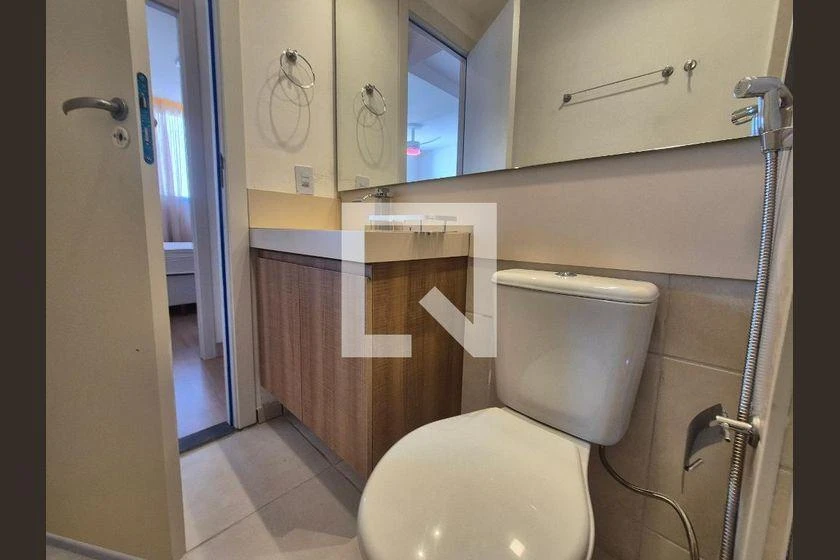 2-bedroom apartment in a building with a pool — photo 38