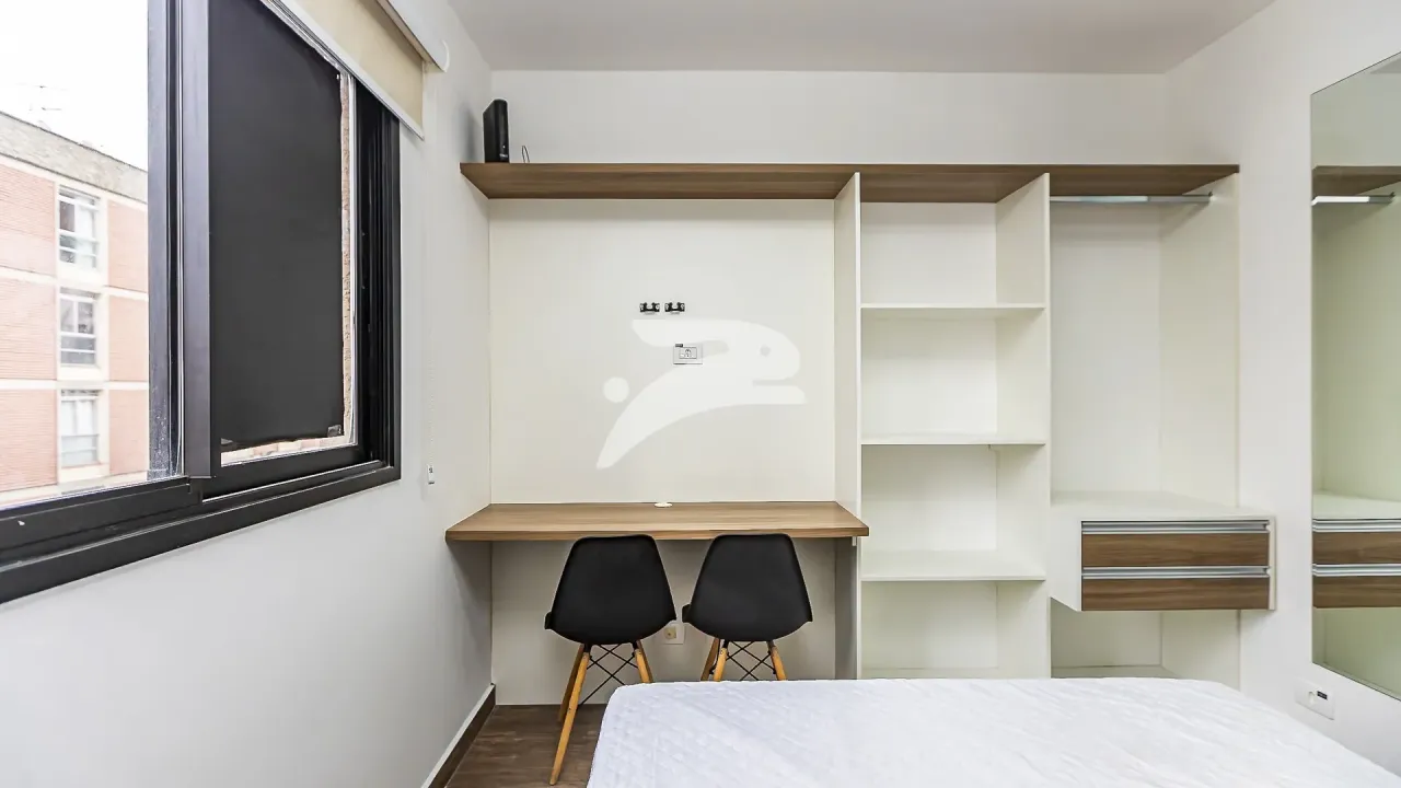 Furnished 1-bedroom apartment with kitchenette — photo 10