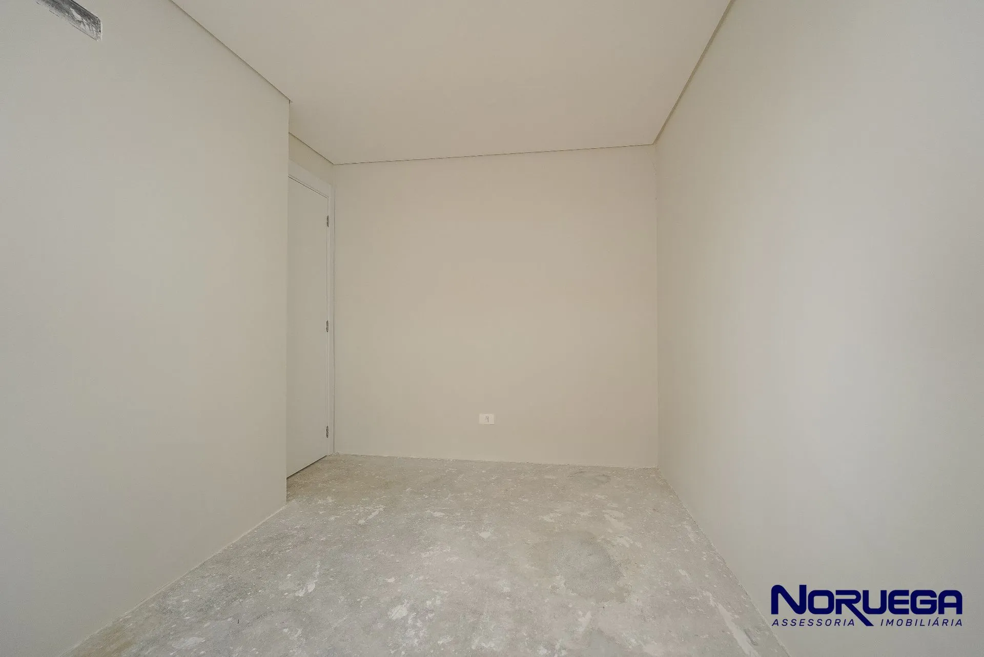 Apartment, 188 m², with a glass-enclosed balcony — photo 21