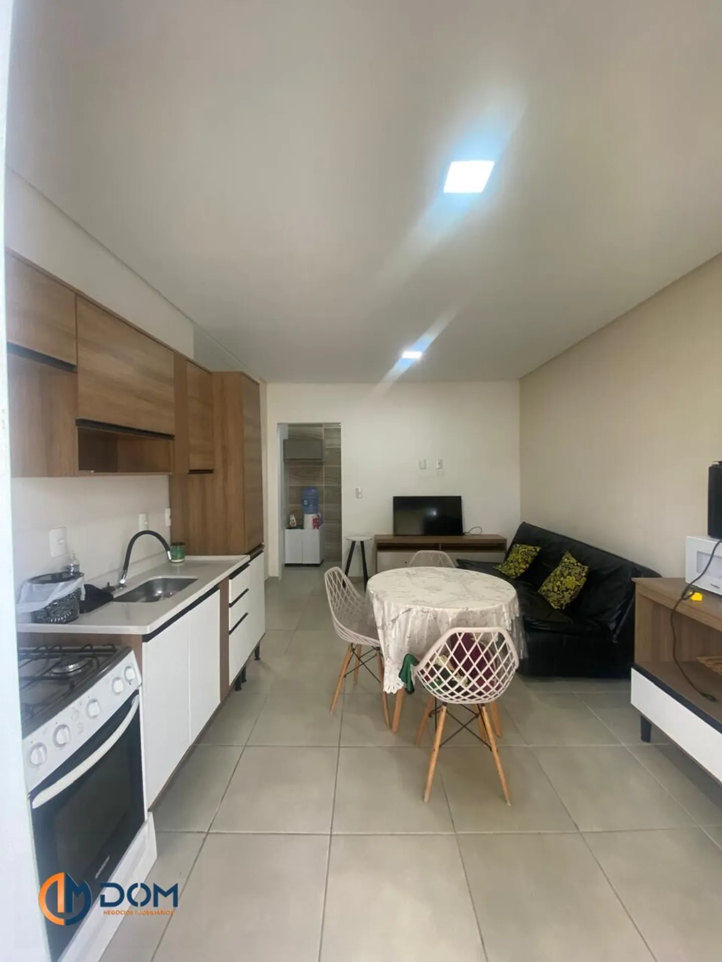Furnished 60 m² house with open-plan kitchen and living — photo 5