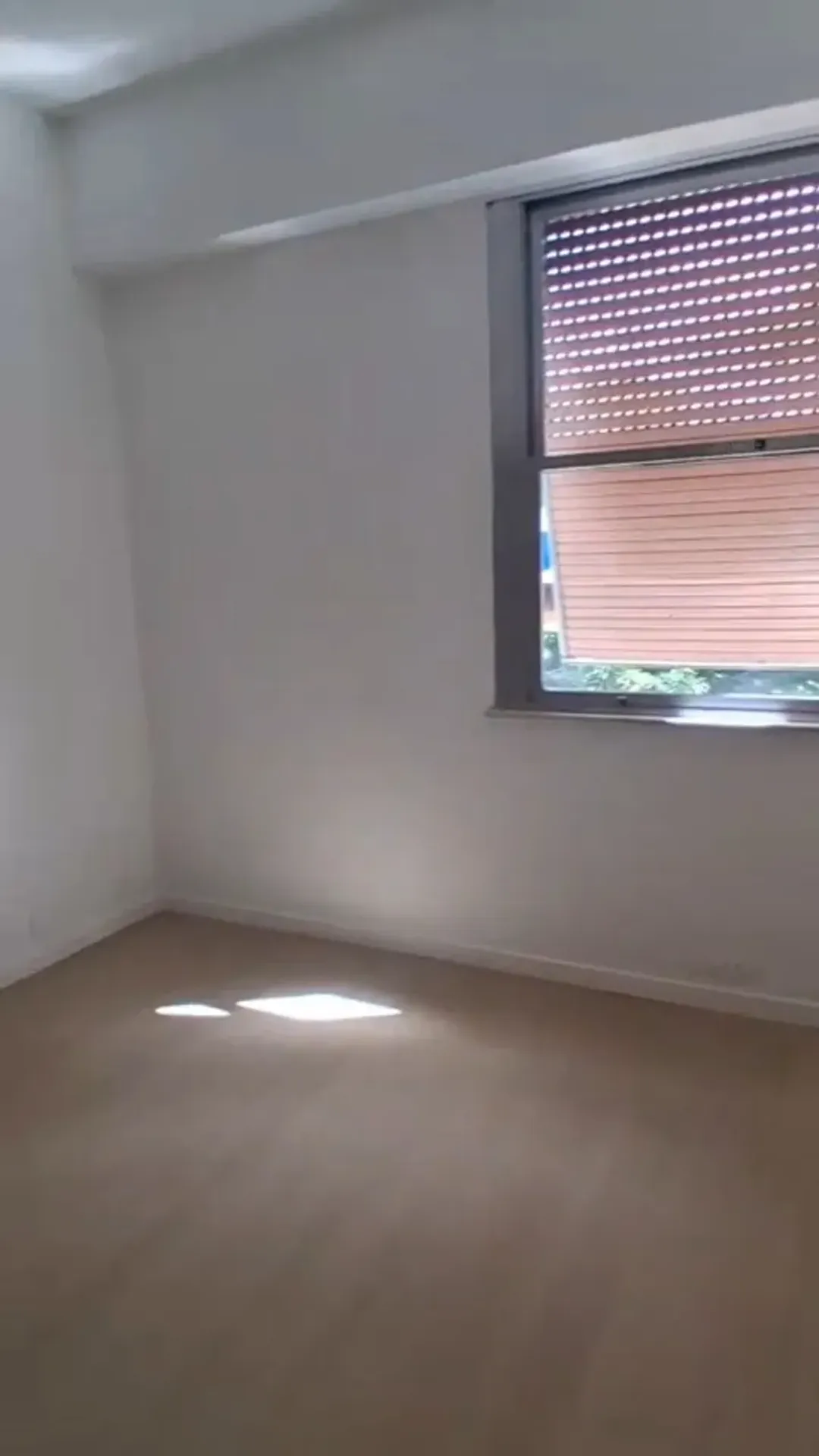 3-bedroom apartment with a gas stove and 1 parking spot — photo 3