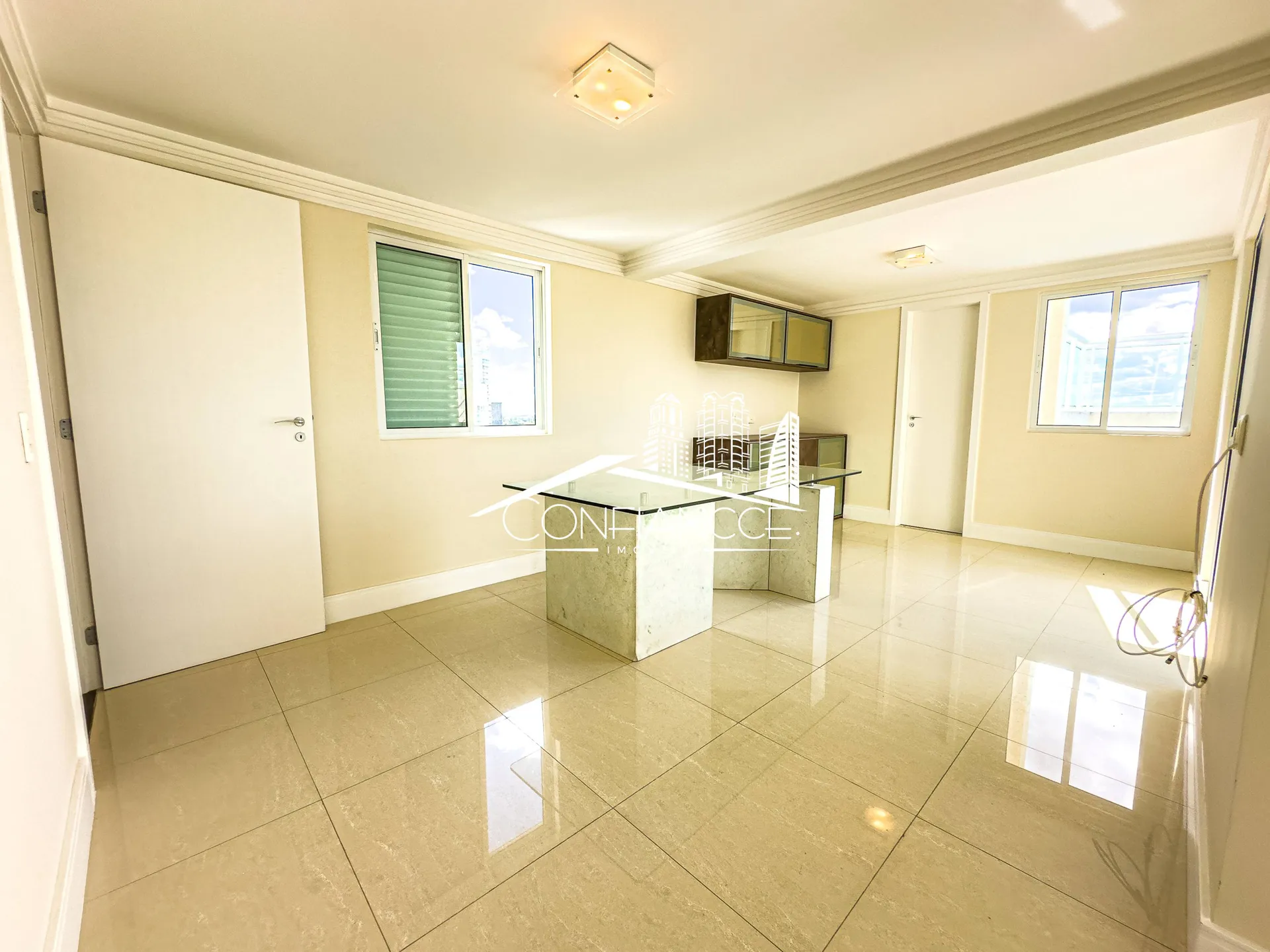 4-suite penthouse with 256 m² and 3 parking spots — photo 17