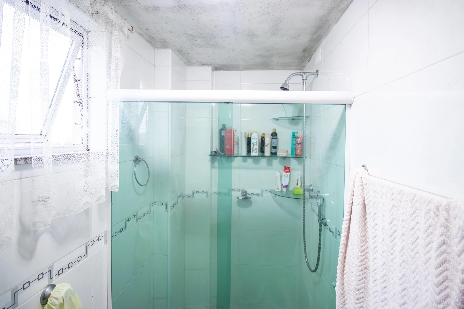4-bedroom apartment with a balcony and 1 suite — photo 23