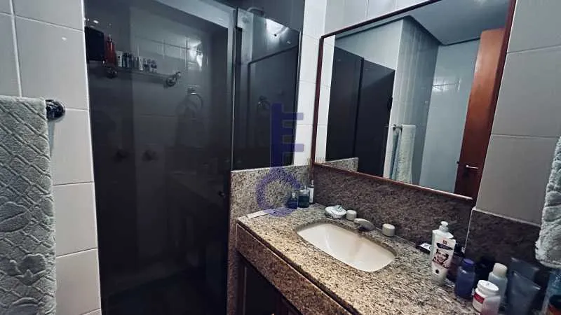 4-bedroom apartment with a grill on the balcony — photo 43