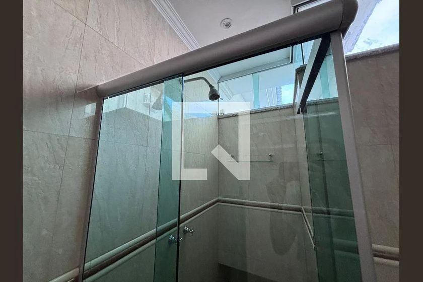 Casa em condomínio com 6 quartos e jardim privativo — photo 46