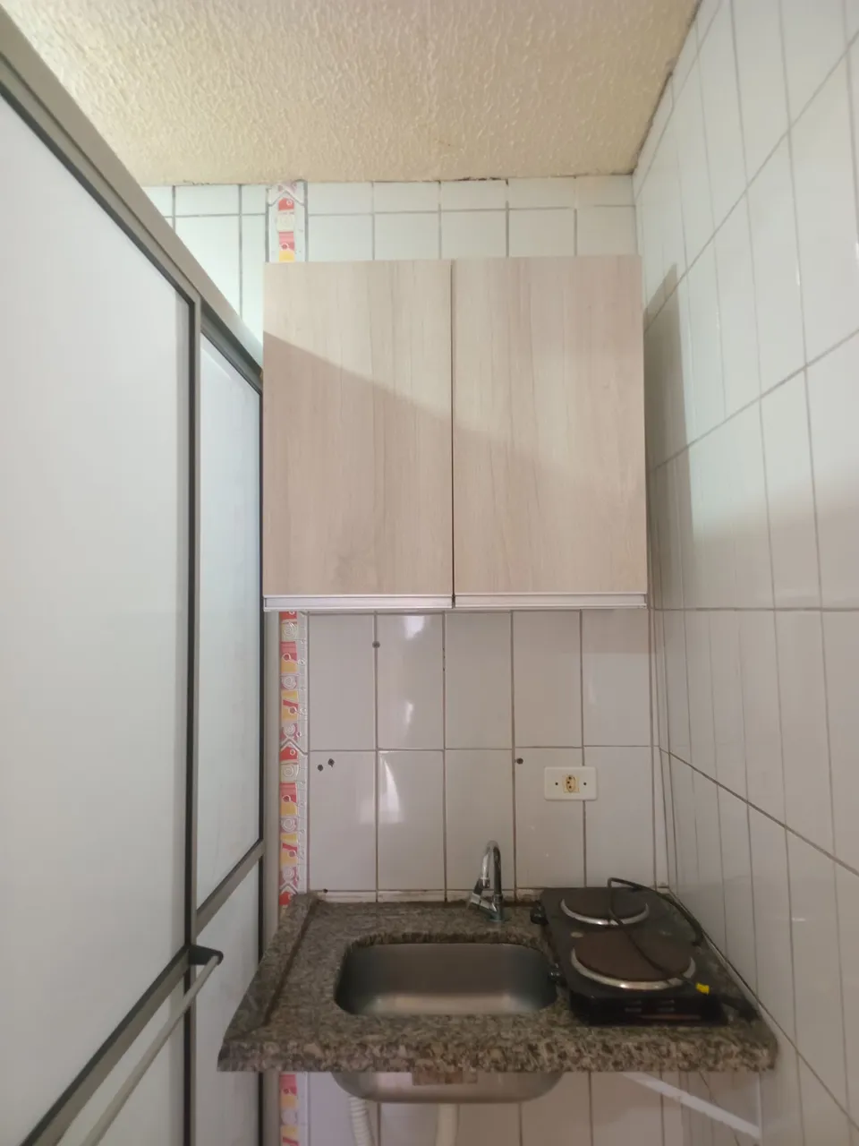 Apartamento sem mobília com mini cozinha e 1 banheiro — photo 9