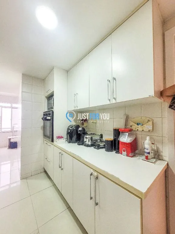 3-bedroom apartment 110 m² with enclosed balcony — photo 31