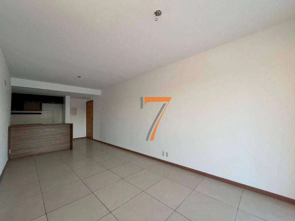 Rental apartment 337 m² with 3 bedrooms and 1 en-suite — photo 7