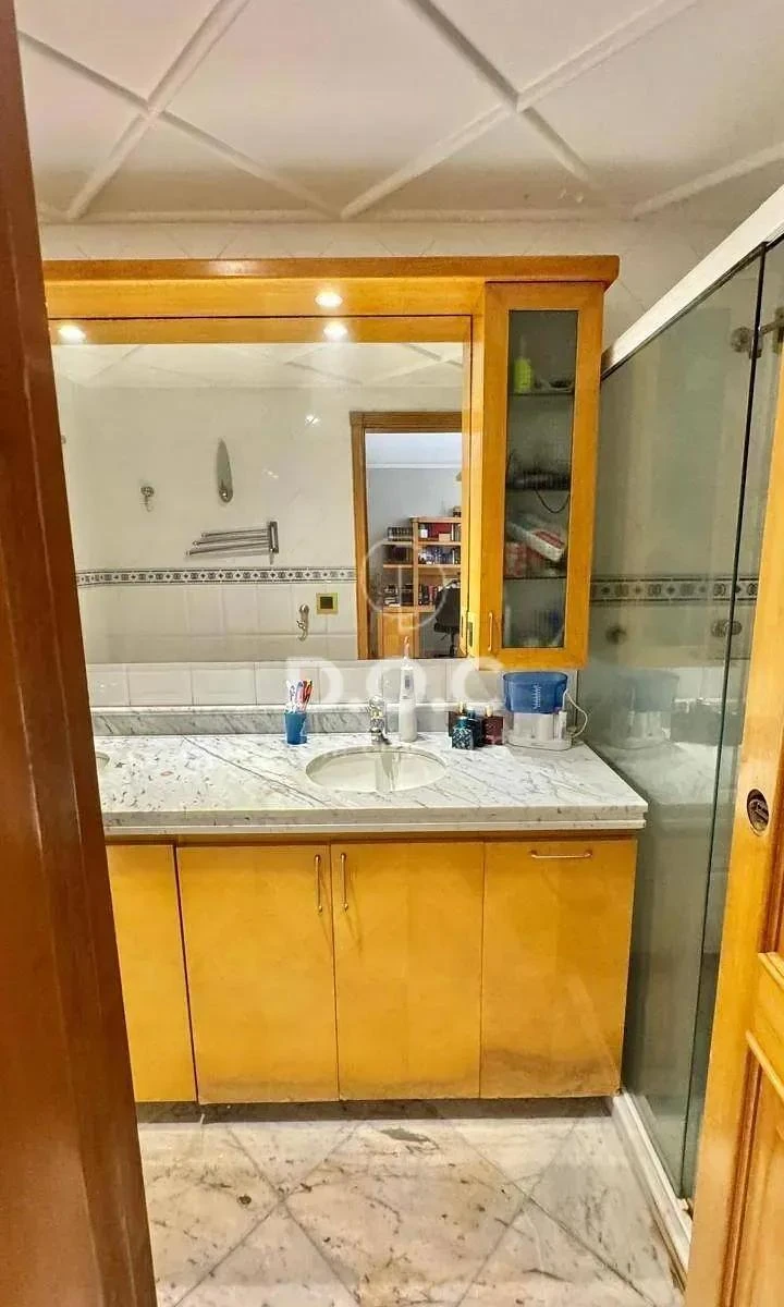 Apartamento de 300 m² com 4 quartos e 3 suítes — photo 24