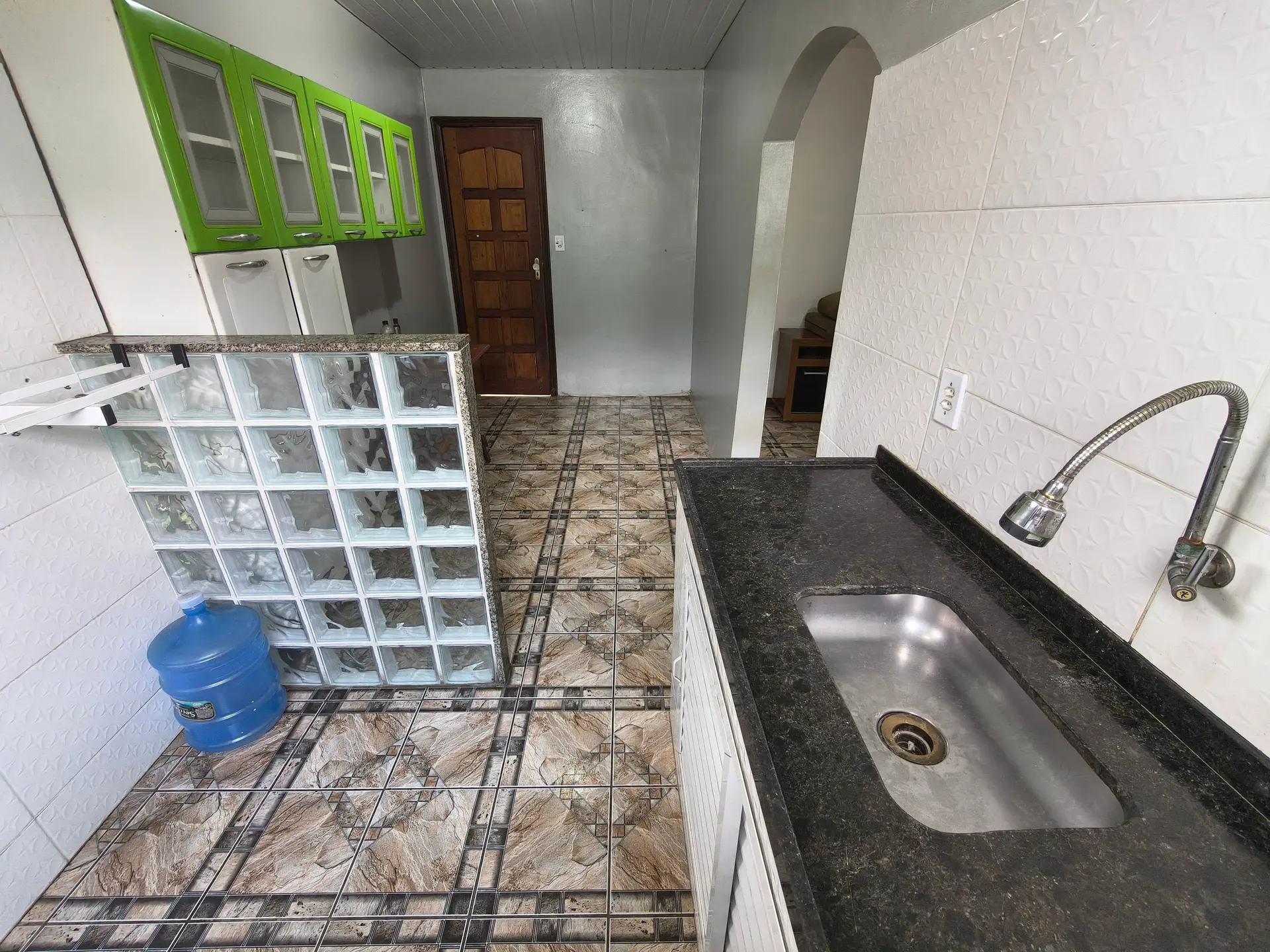 2-bedroom house with floor-to-ceiling windows — photo 16