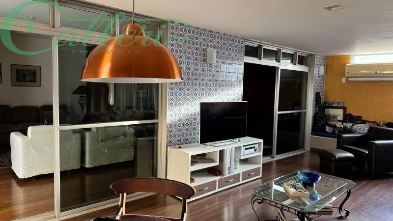 Duplex penthouse with 4 bedrooms and 4 bathrooms — photo 17