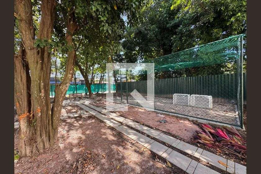 Apartamento mobiliado com 2 quartos e 1 banheiro — photo 13