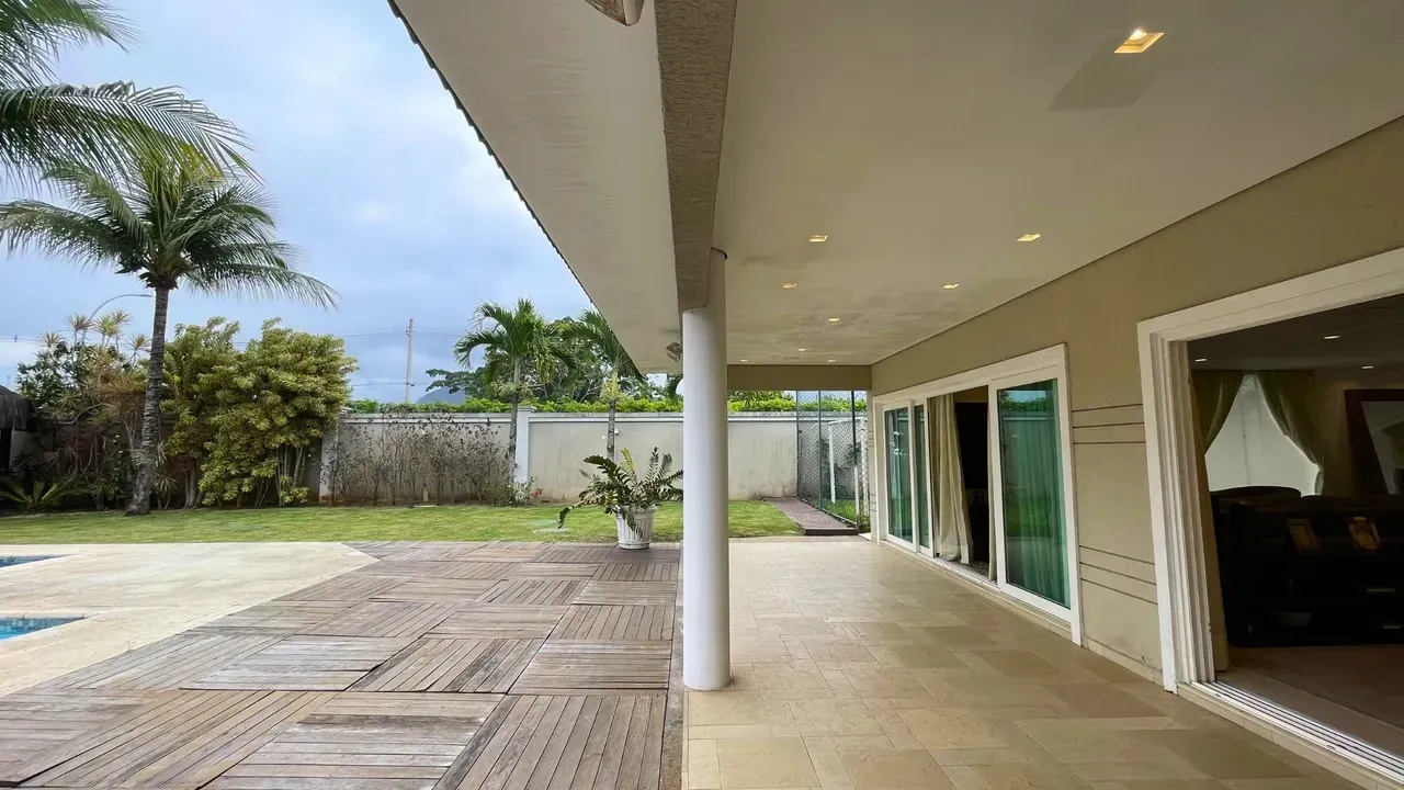Furnished house with 4 bedrooms and an open-plan kitchen — photo 15