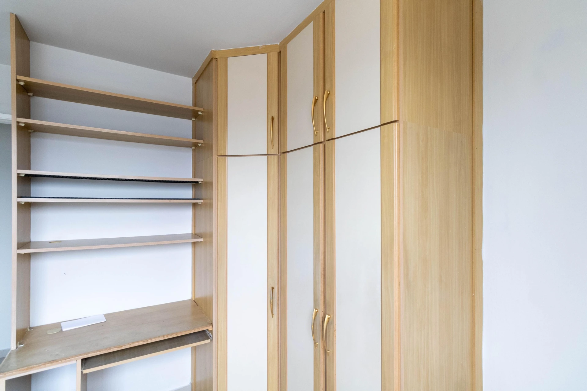 2-bedroom apartment with a home office — photo 19