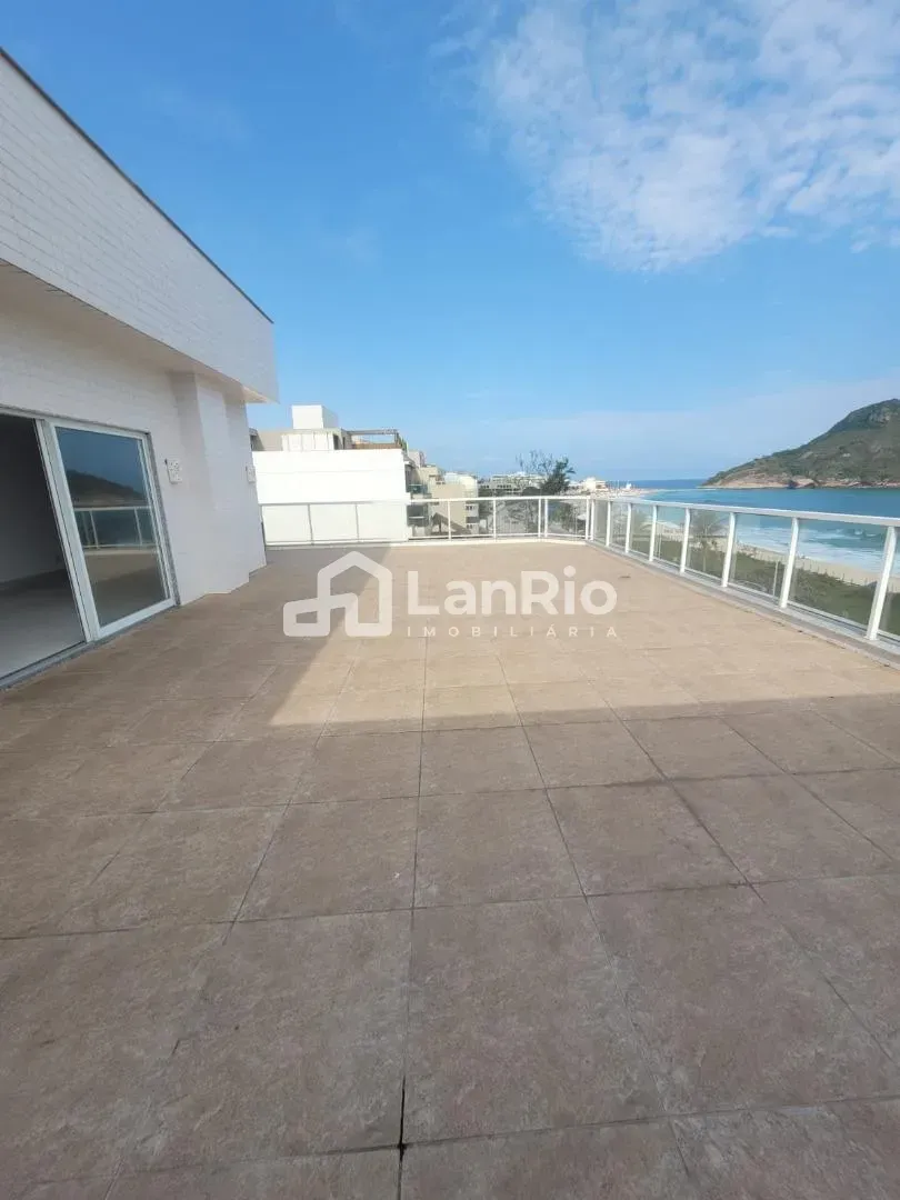 Water view in a 4-bedroom apartment, 240 m² — photo 10