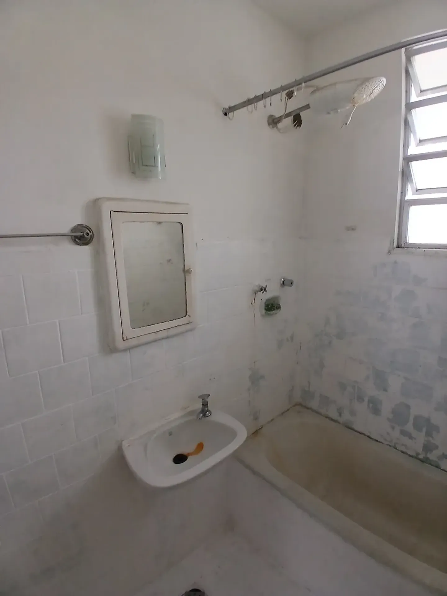 43 m² apartment with 1 bedroom and a laundry area — photo 22