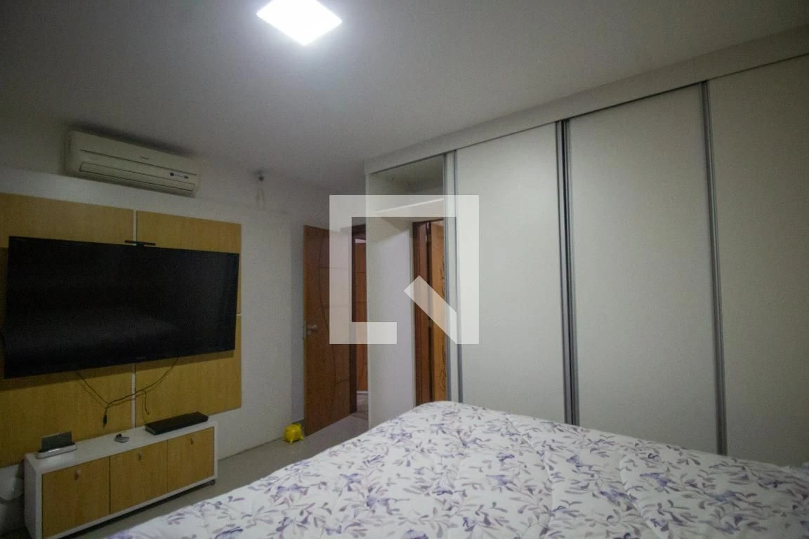 Apartamento mobiliado com 4 quartos e jacuzzi no prédio — photo 22