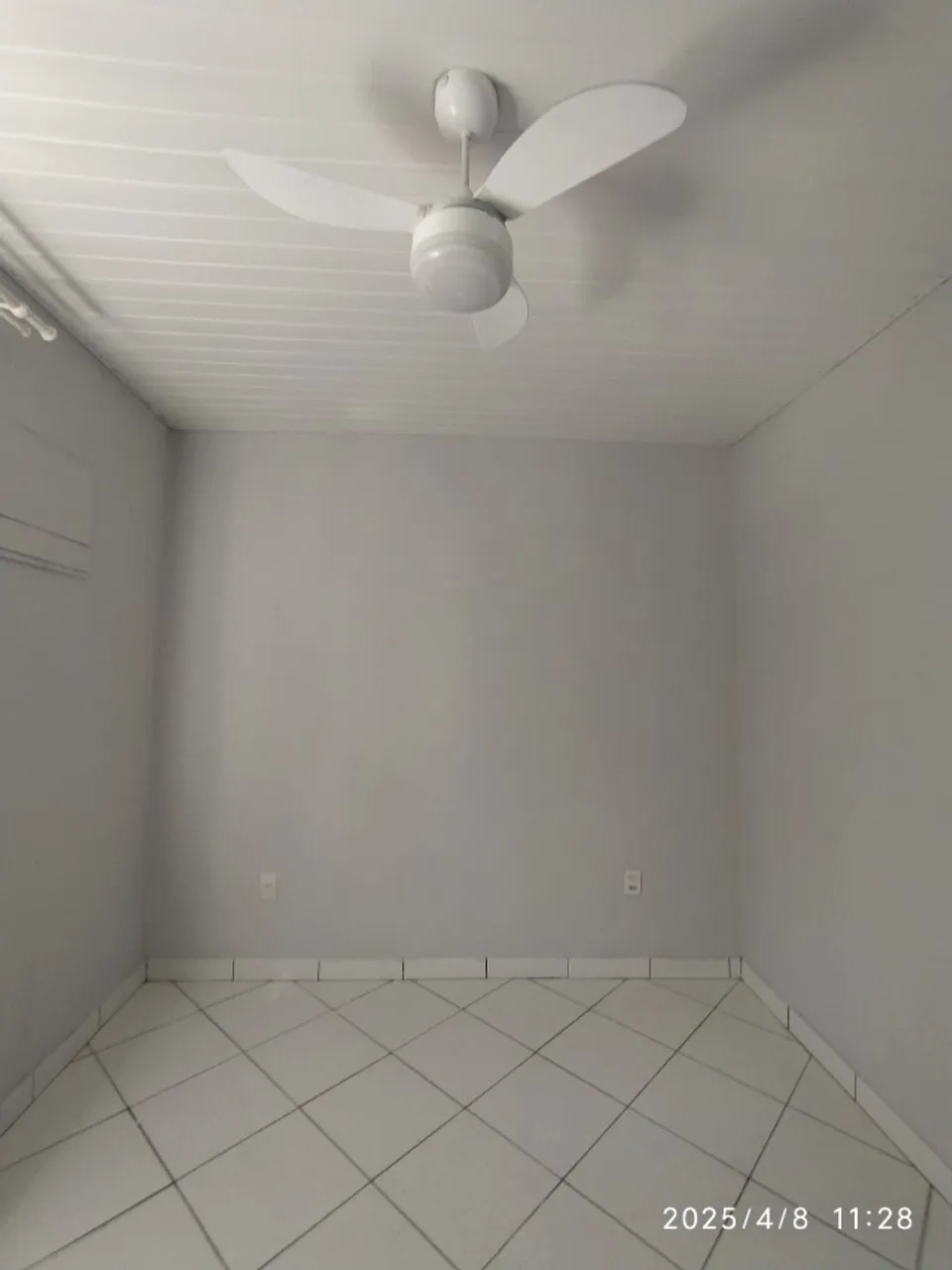 Casa sem mobília com 3 quartos e 1 banheiro — photo 8