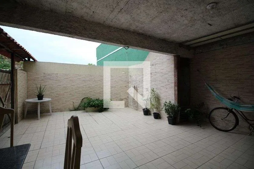 2-bedroom house with a garden — photo 7