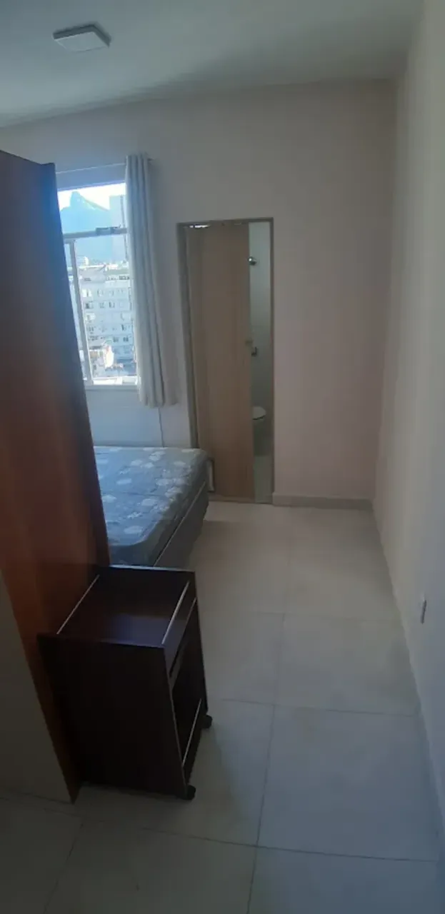 Квартира з 1 спальнею та вітальнею; краєвид на місто й гори — photo 10