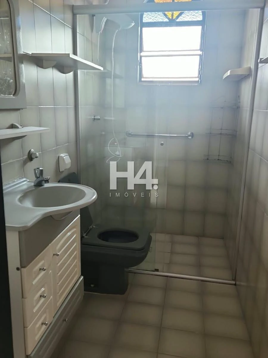2-bedroom house with a washing machine in Curitiba — photo 14