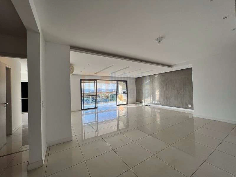 236 m² apartment with 4 en-suite bedrooms and gourmet balcony — photo 19