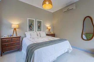 Apartment on the 4th floor with a glass-enclosed balcony — photo 8
