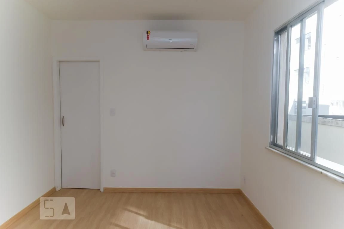 Apartamento, 64 m², com piso de madeira ou laminado — photo 9