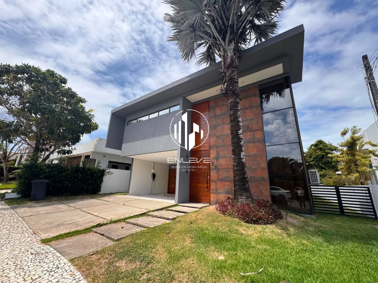 Casa com 4 suítes, 5 banheiros e 600 m² — photo 20