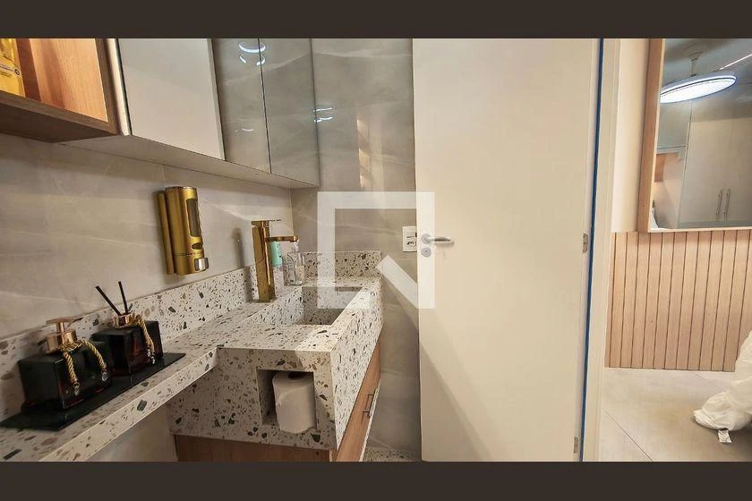 Apartamento de 2 quartos em condomínio com academia — photo 32