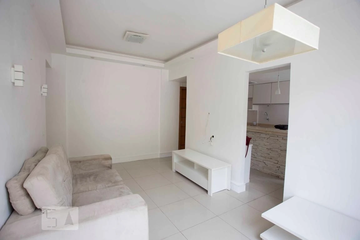 2-bedroom rental apartment with 1 bathroom and parking — photo 11