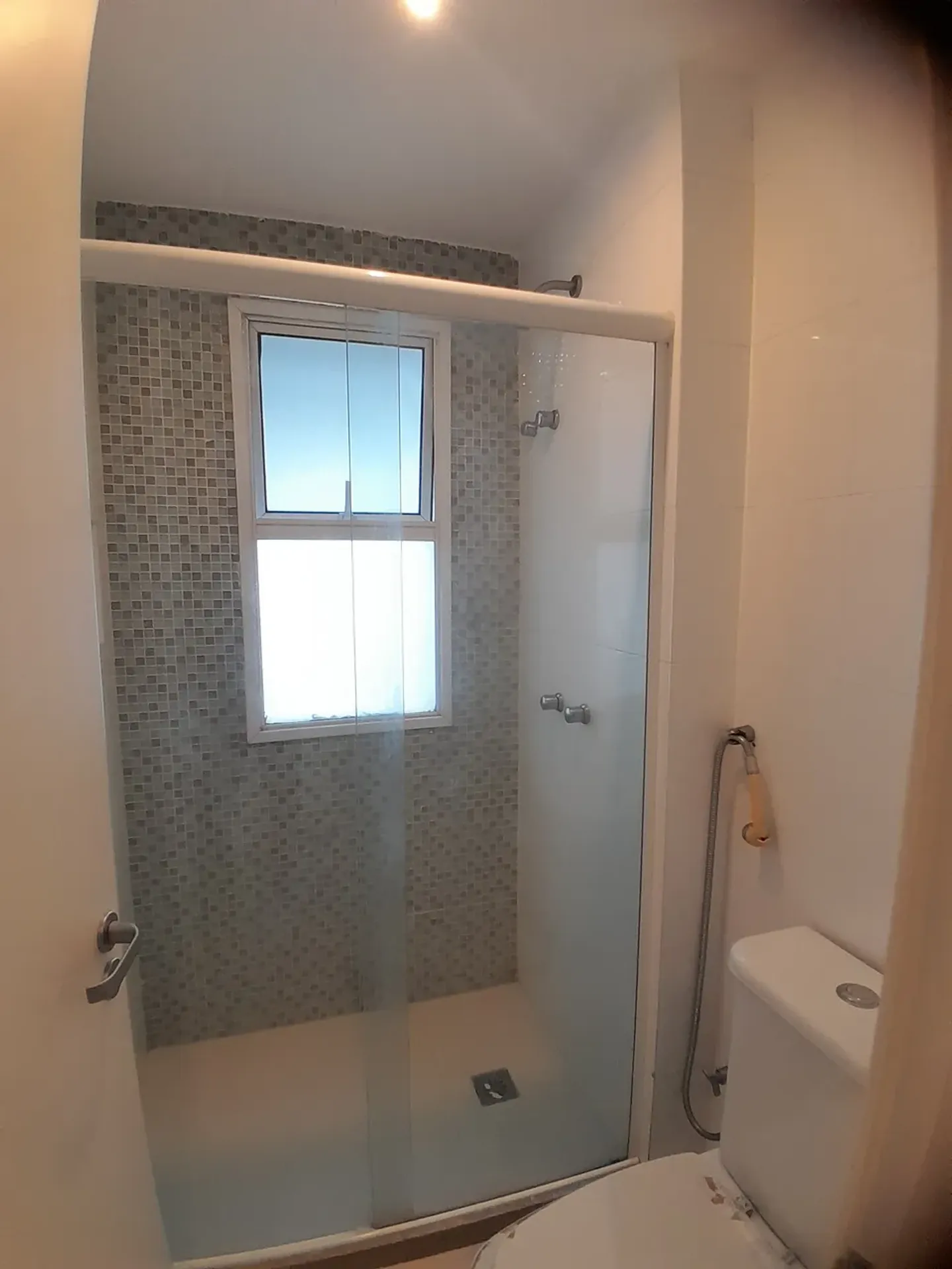 House with 4 en-suite bedrooms and 3 parking spots — photo 39