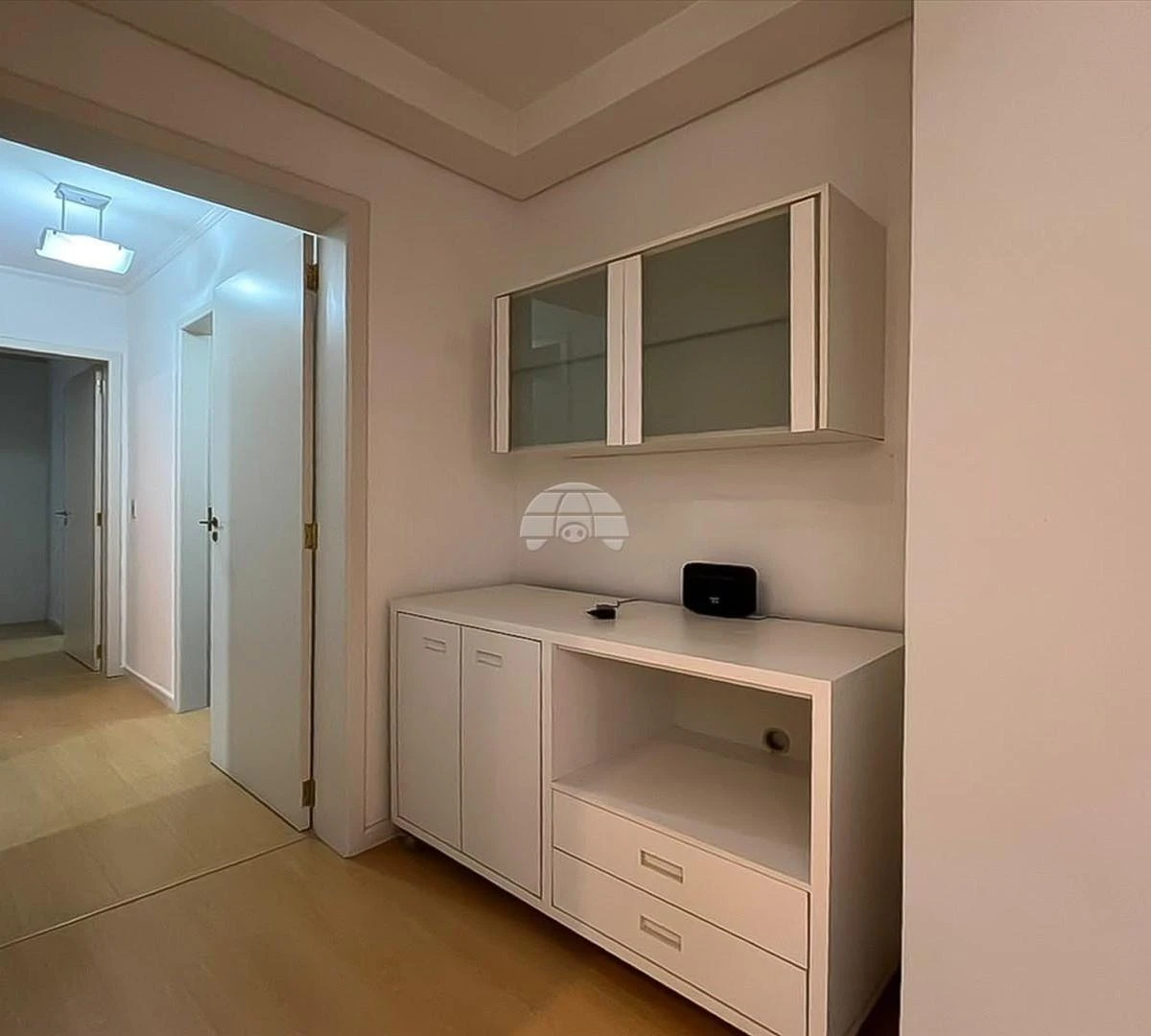 3-bedroom apartment with a bathtub in Curitiba — photo 40