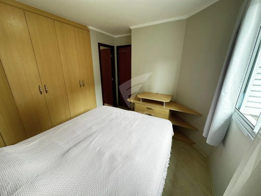 Glass-enclosed balcony in a 3-bedroom apartment, 113 m² — photo 22