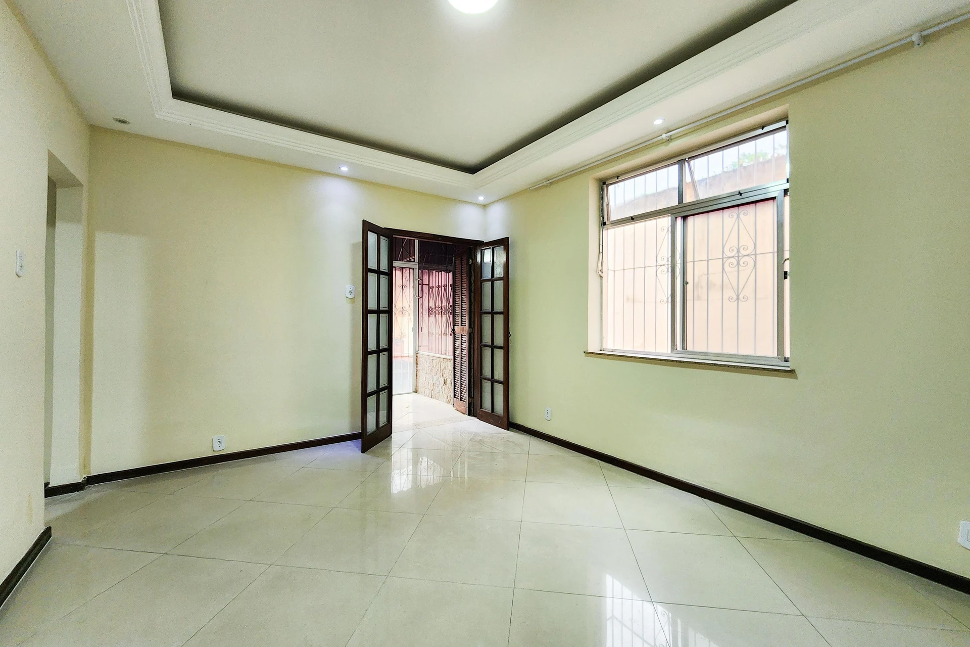 Apartamento de 2 quartos com closet — photo 16